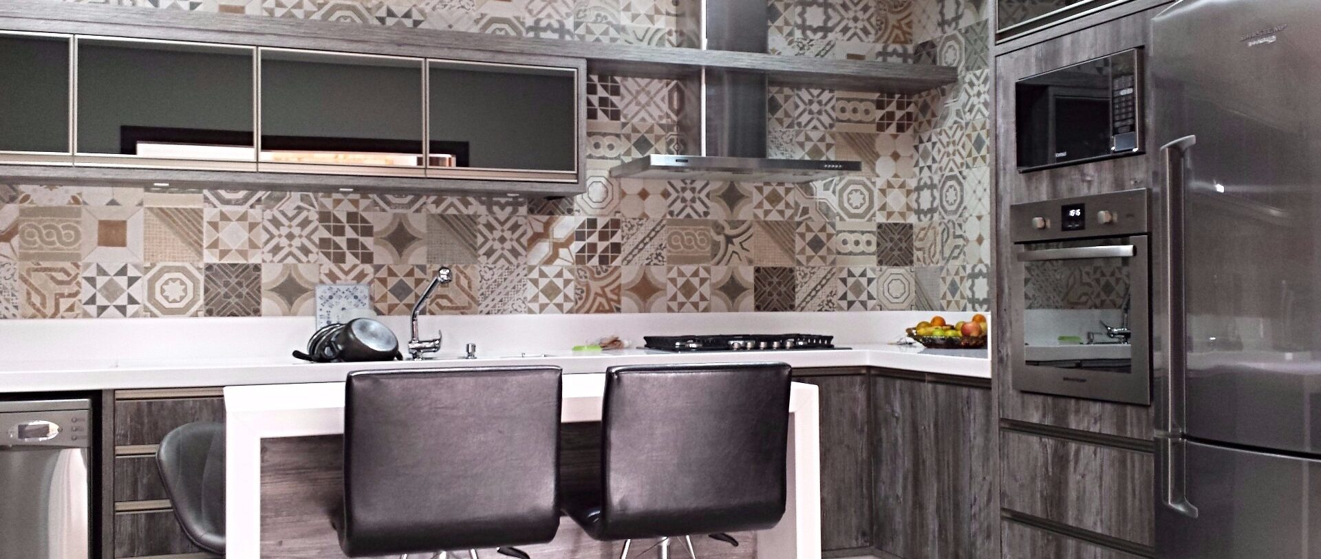 Diferença entre aço e alumínio: o que muda na prática e como escolher