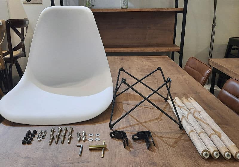 montagem cadeira eames