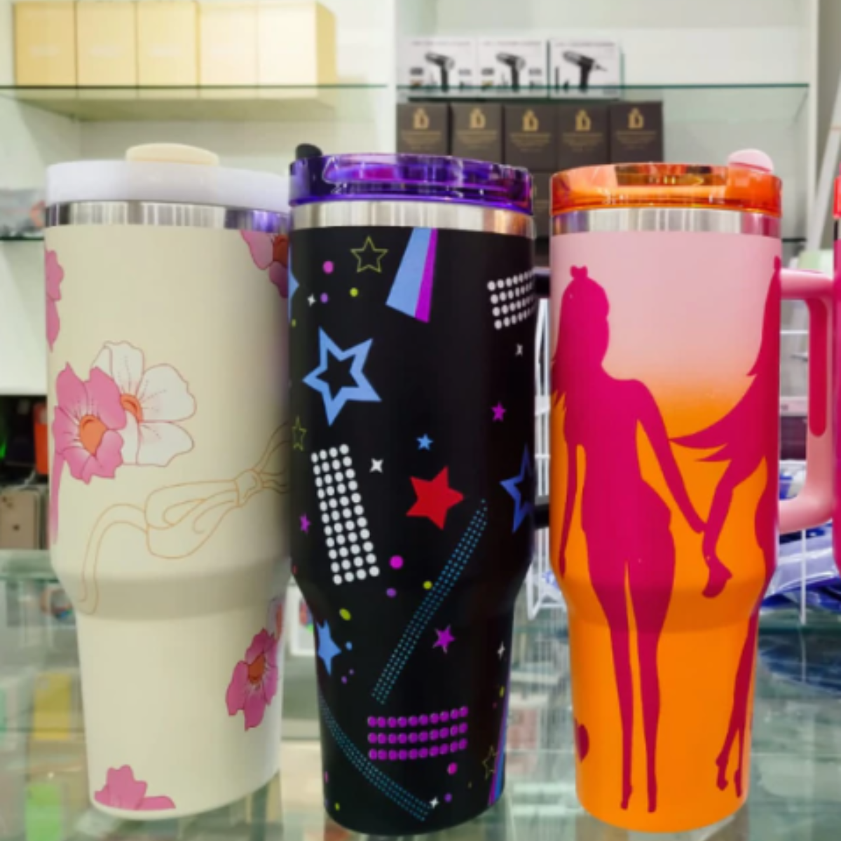 Copo Térmico modelo Barbie 1.200ml - Imagem 2